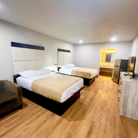 Economy Inn And Suites Tulsa Ngoại thất bức ảnh
