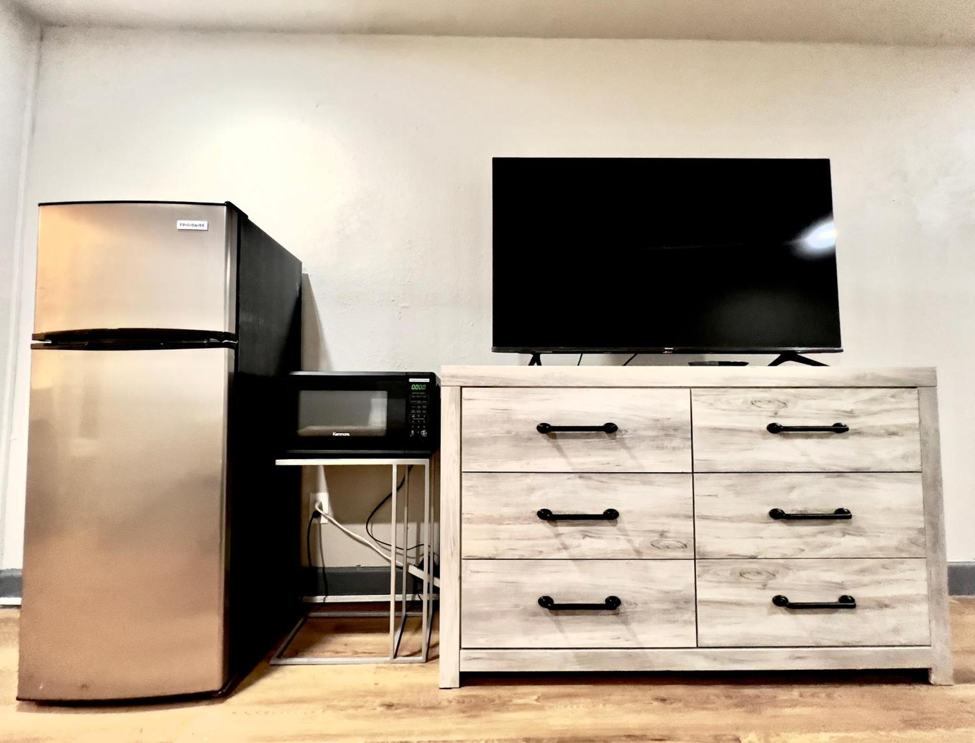 Economy Inn And Suites Tulsa Ngoại thất bức ảnh
